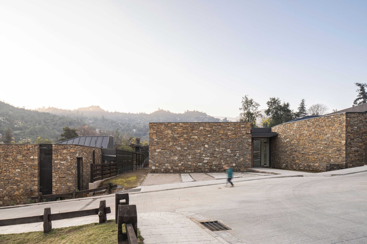 Casas Larrayán